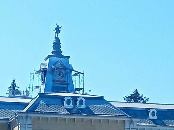 СРОКЪТ ЗА РЕМОНТ НА ПОКРИВА НА СИЛИСТРЕНСКАТА ГАЛЕРИЯ Е ИЗТЕКЪЛ, НО ПОКРИВЪТ ОЩЕ НЕ Е ДОВЪРШЕН