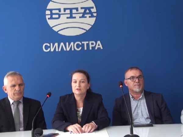  ПРЕДИЗБОРНИ КРЪГЛИ МАСИ С ГРАЖДАНИТЕ ПРЕДЛОЖИ КАНДИДАТЪТ НА ПП-ДБ МАРИЯ ИЛЧЕВА ПРИ ПРЕДСТАВЯНЕТО СИ