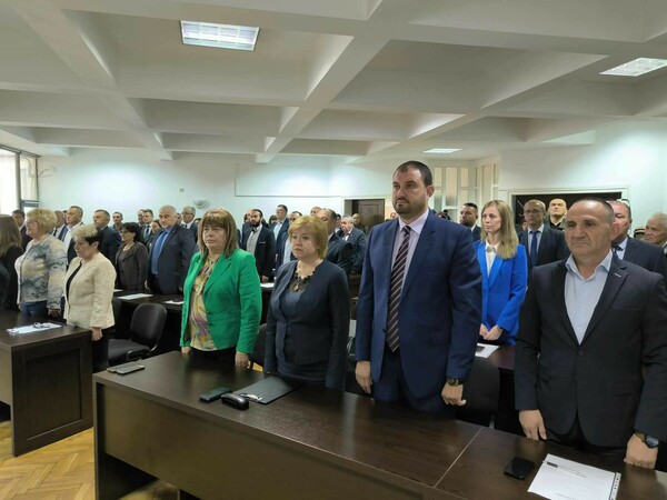  Общинските съветници на Силистра се заклеха на първото си заседание и избраха нов председател на общинския съвет