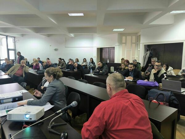 180 хиляди лева ще отидат за борба с комари в Силистра, стана ясно на общественото обсъждане на бюджета на общината за 2024 г.