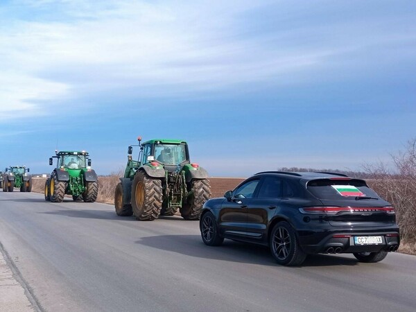 Земеделски производители блокираха пътя Силистра-Добрич през втория ден на националния протест 