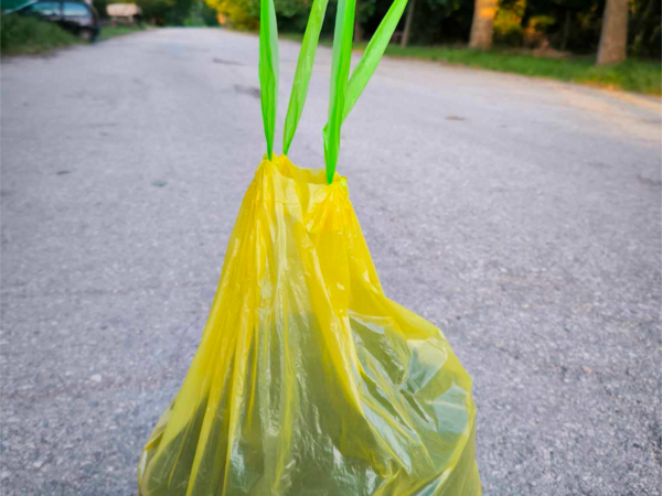 Ще ни задължат ли от общината да си купим минимален брой торби за смет, които да ползваме през годината? 