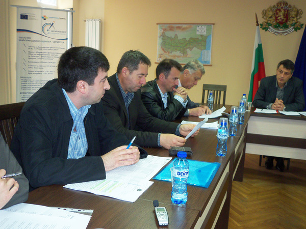 Общинският експерт по транспорта в Община Силистра Ивелин Чолаков е бил освободен от длъжност