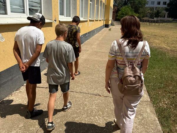 Малтретирани деца и мизерни условия в социално педагогическия интернат в село Варненци констатира омбудсманът 