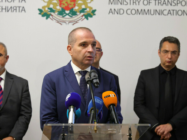 Министърът на транспорта Гроздан Караджов ще открива в Силистра информационно събитие за еврото