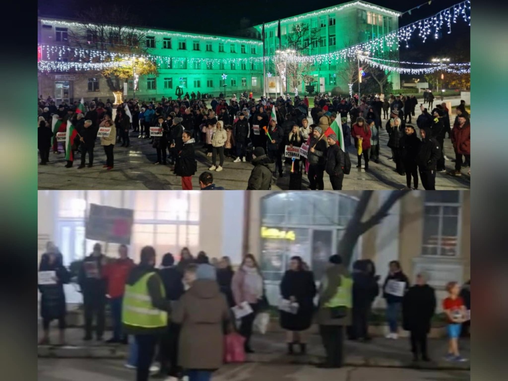  Провителството подаде оставка, а в Силистра два протеста се обединиха в един, но празнуваха после отделно