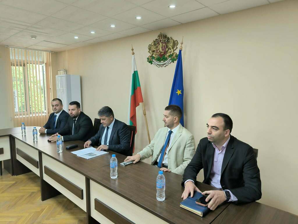 Промени в ръководствата на ОДЗ и болницата подготвят от “Прогресивна България” в Силистра(видео)